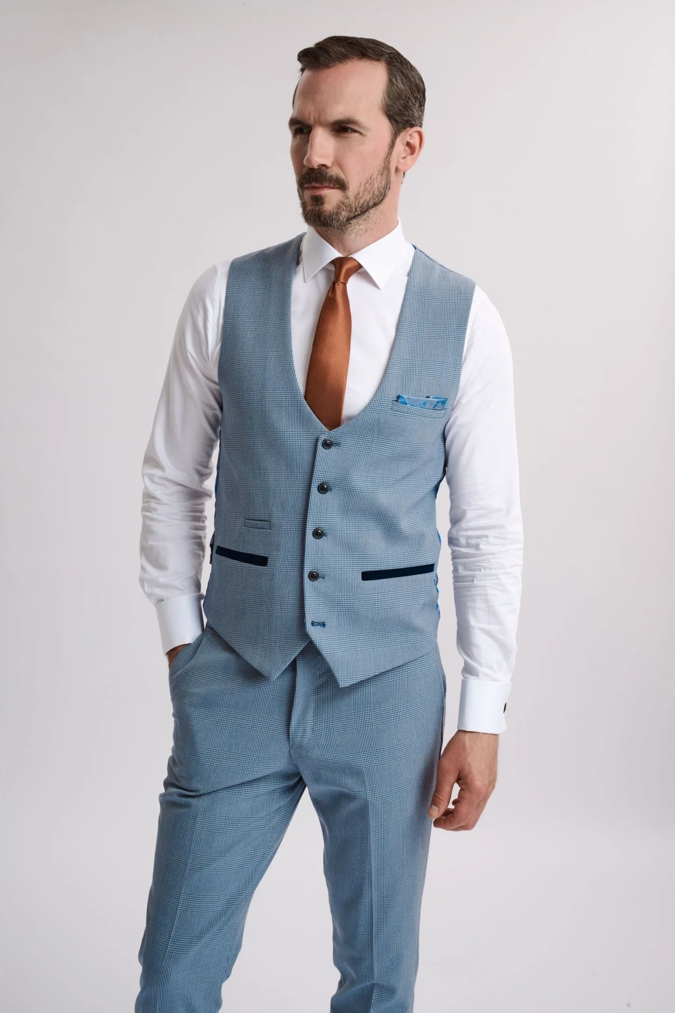 Bromley Sky 3 Piece Suit - Image 9
