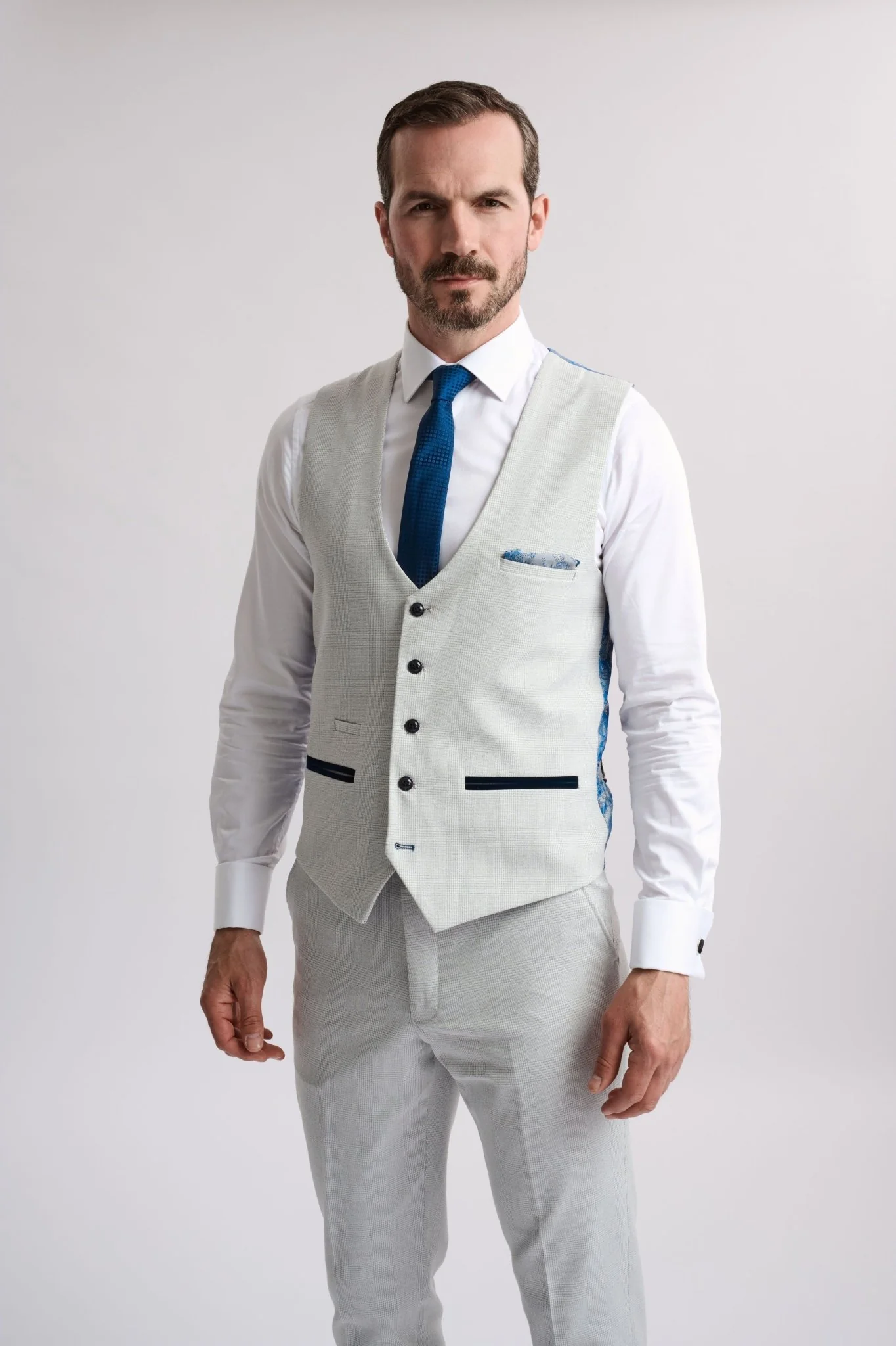 Bromley Stone 3 Piece Suit - Image 4