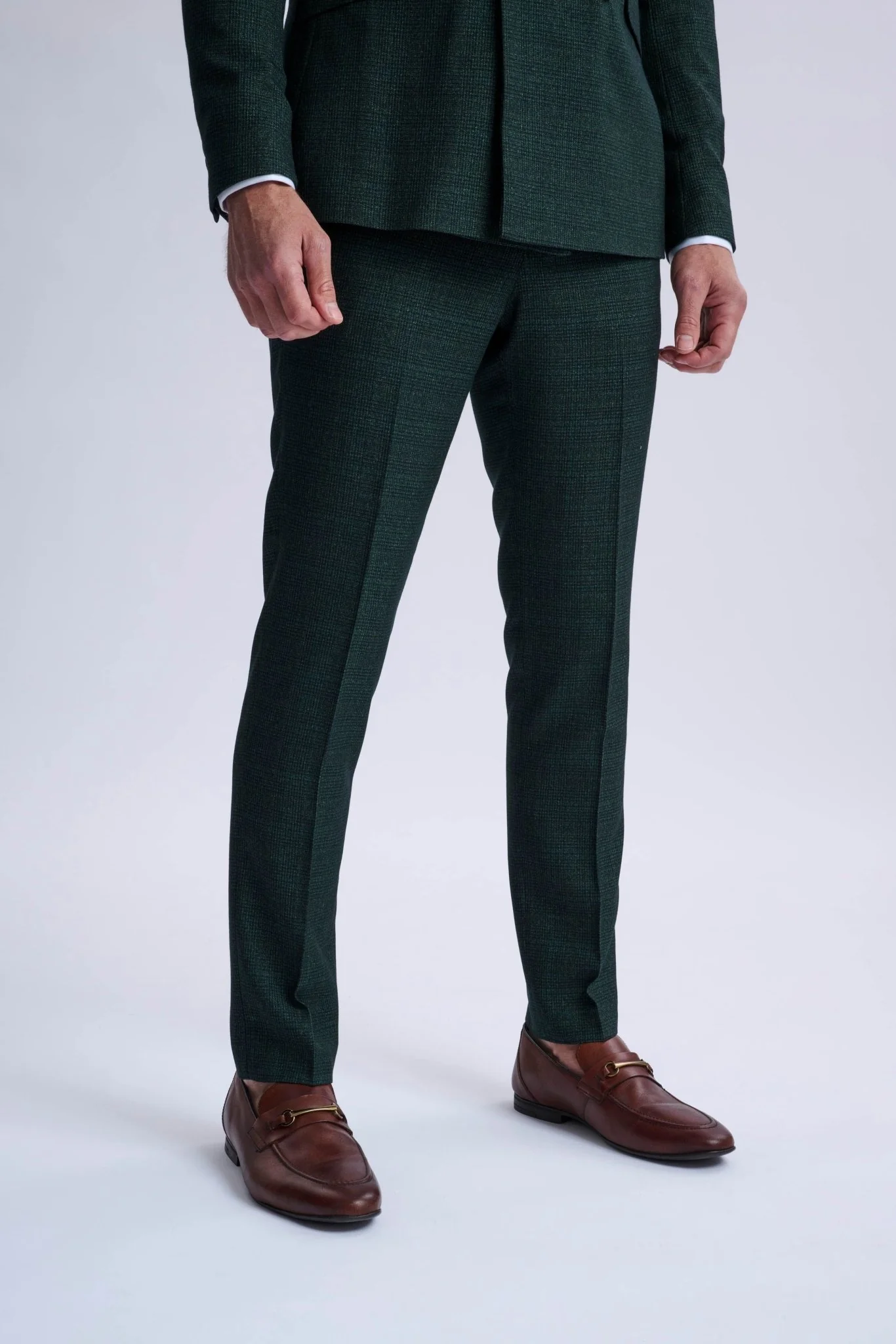 Caridi Olive Double Breasted Two Piece Suit - Image 5