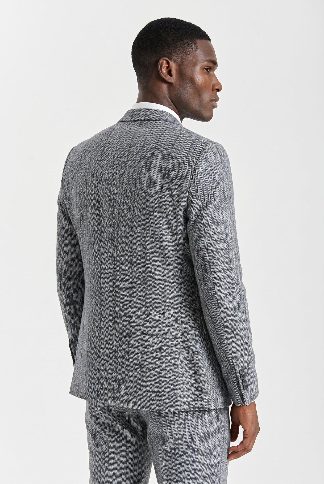 Harris Grey Herringbone Tweed Check Three Piece Suit - Image 4