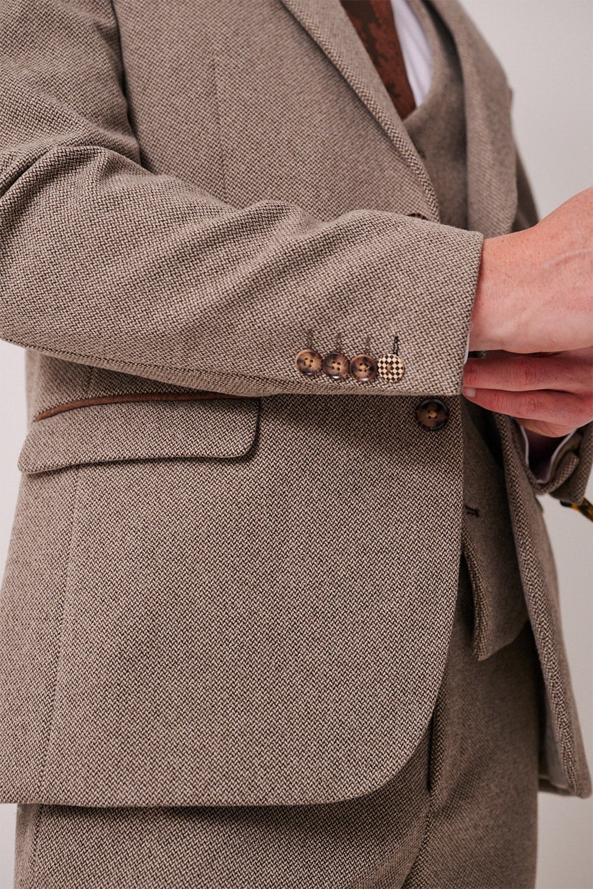Hayden - Tan Crossweave Three Piece Suit - Image 4