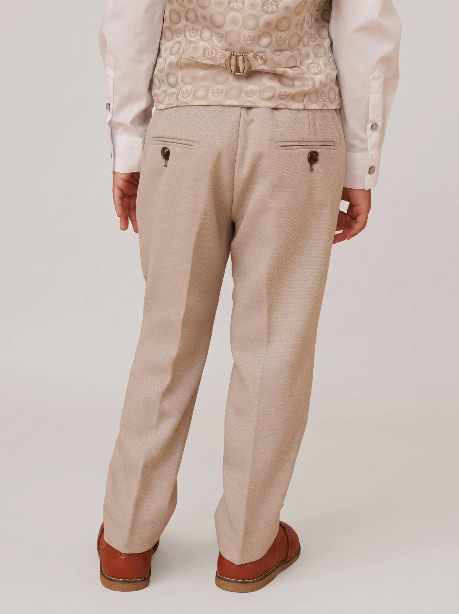 HM5 - Stone Tailored Three Piece Suit - Image 6