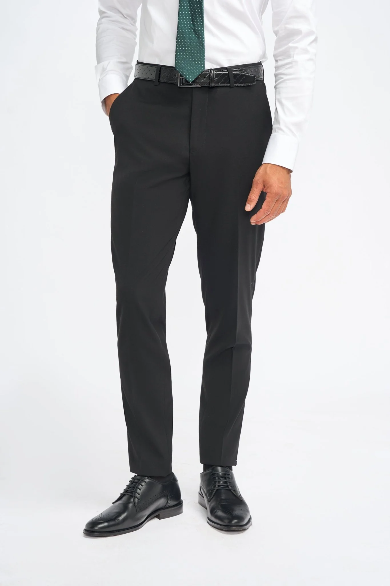 Malibu Black Three Piece Suit - Image 8
