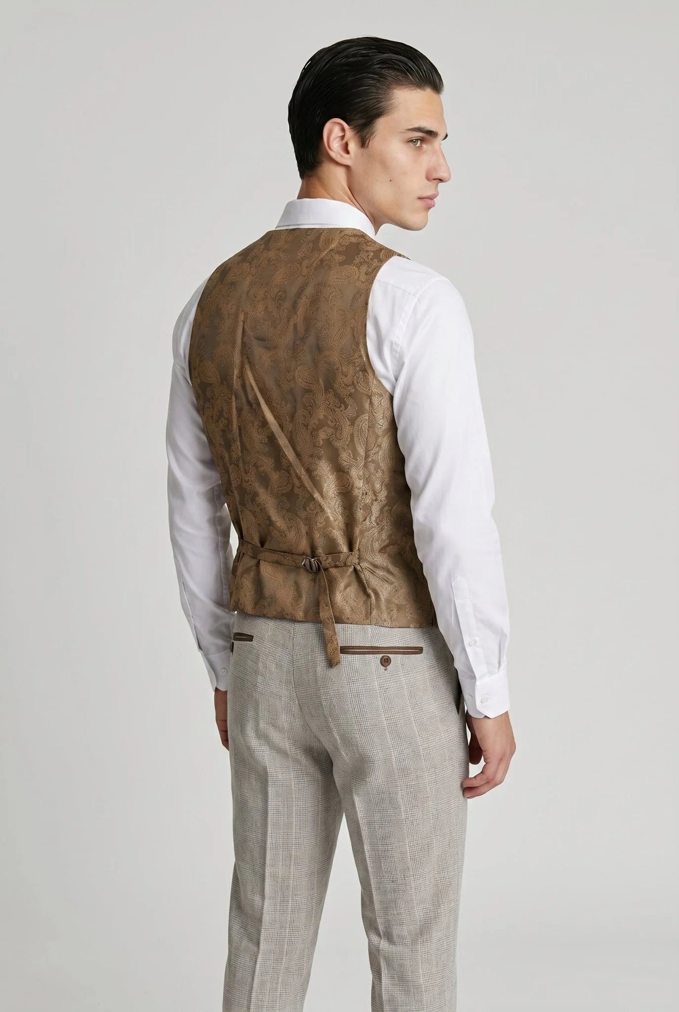 Oscar Brown Tweed Three Piece Suit - Image 7