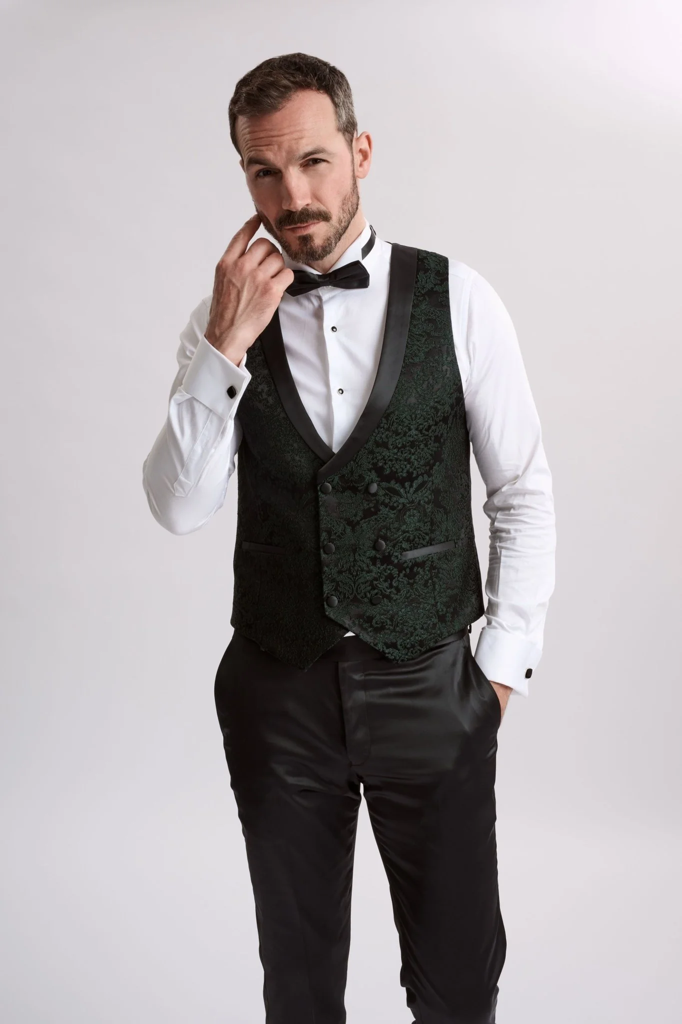 Santoro Milan's Paisley Three Piece  Brocade Olive Suit - Image 7